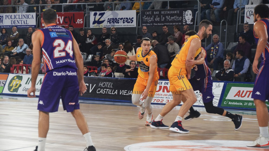 Cinco malos minutos condenan al COB ante Palencia
