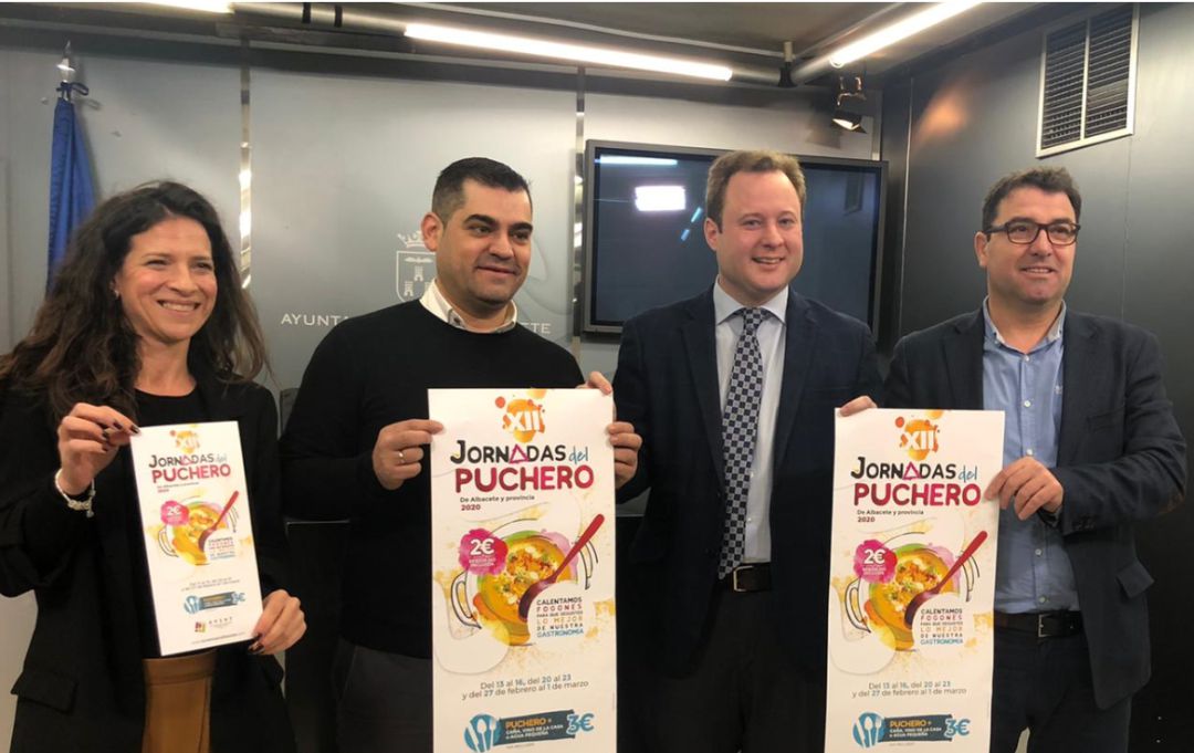 Presentación de las XII Jornadas del Puchero en el Ayuntamiento de Albacete Presentación de las XII Jornadas del Puchero en el Ayuntamiento de Albacete