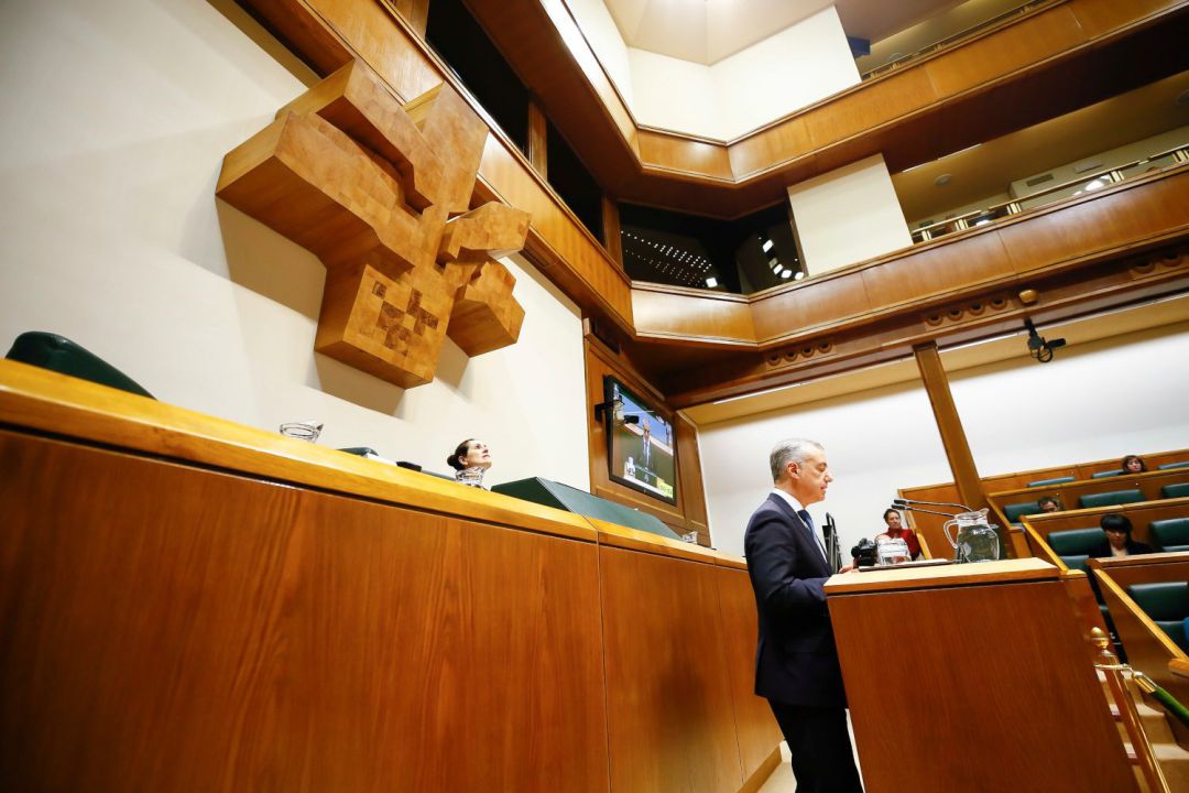 El lehendakari, Iñigo Urkullu, interviene en el pleno de control en el Parlamento Vasco El lehendakari, Iñigo Urkullu, interviene en el pleno de control en el Parlamento Vasco