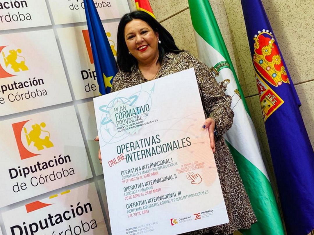 La presidenta de IPRODECO, Dolores Amo, durante la jornada de presentación del Plan Formativo Provincial La presidenta de IPRODECO, Dolores Amo, durante la jornada de presentación del Plan Formativo Provincial