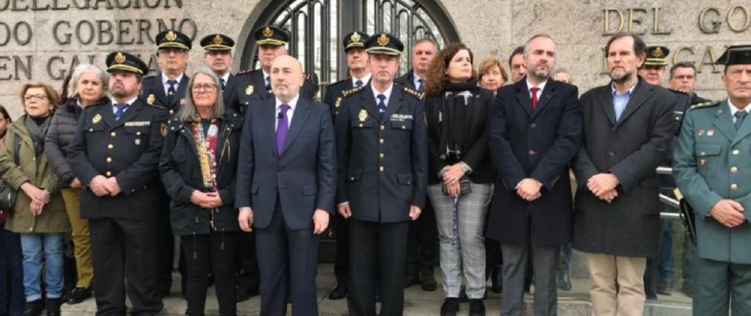 Minuto de silencio en la Subdelegación del Gobierno en A Coruña Minuto de silencio en la Subdelegación del Gobierno en A Coruña