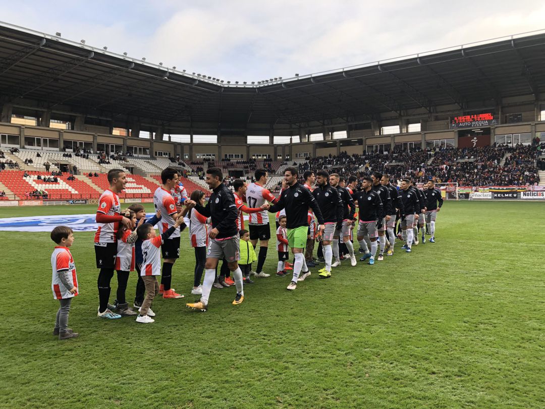 Inicio del partido en Las Gaunas. Inicio del partido en Las Gaunas.