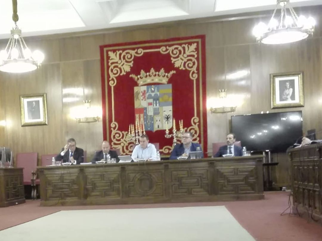 Sesión plenaria de la Diputración Provincial Sesión plenaria de la Diputración Provincial