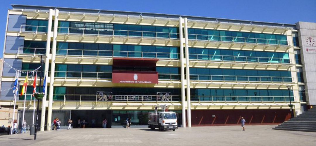 El Ayuntamiento dice que la actuación del Director de Transportes en el caso de la queja del CSIF, fue conforme a lo establecido para las intervenciones sindicales. El Ayuntamiento dice que la actuación del Director de Transportes en el caso de la queja del CSIF, fue conforme a lo establecido para las intervenciones sindicales.