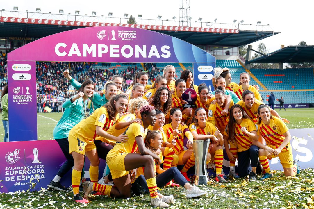 El Barcelona ganó la Supercopa tras endosarle diez goles a la Real Sociedad en la final. El Barcelona ganó la Supercopa tras endosarle diez goles a la Real Sociedad en la final.