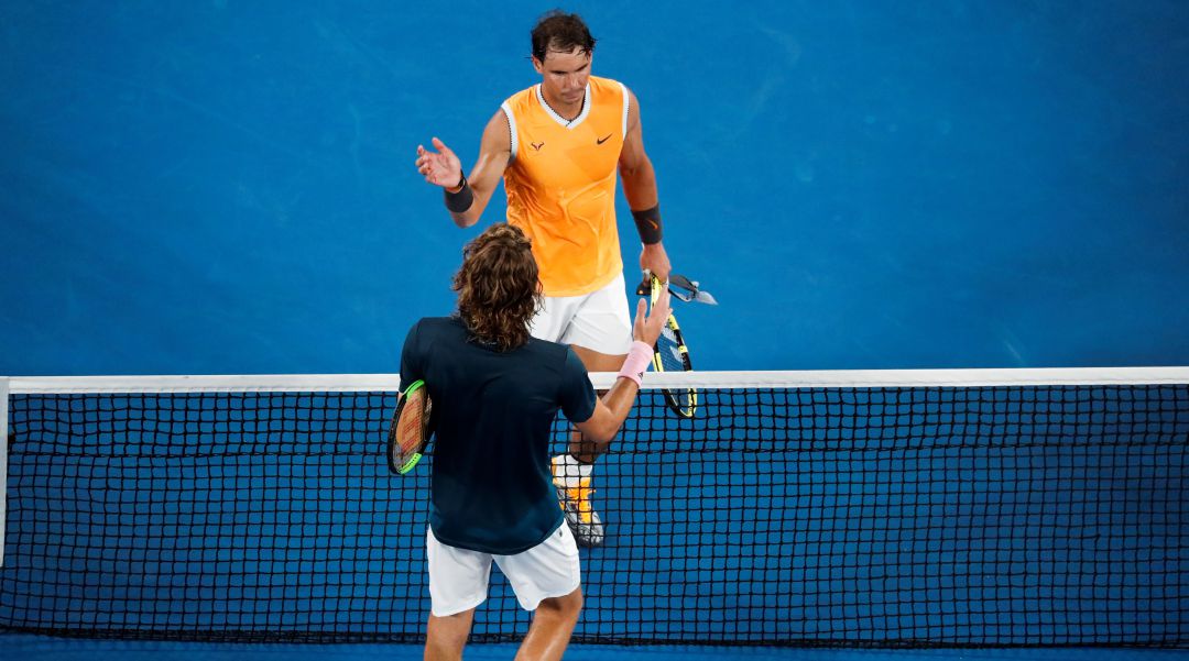 Nadal y Tsitsipas, en el Open de Australia de 2019. Nadal y Tsitsipas, en el Open de Australia de 2019.