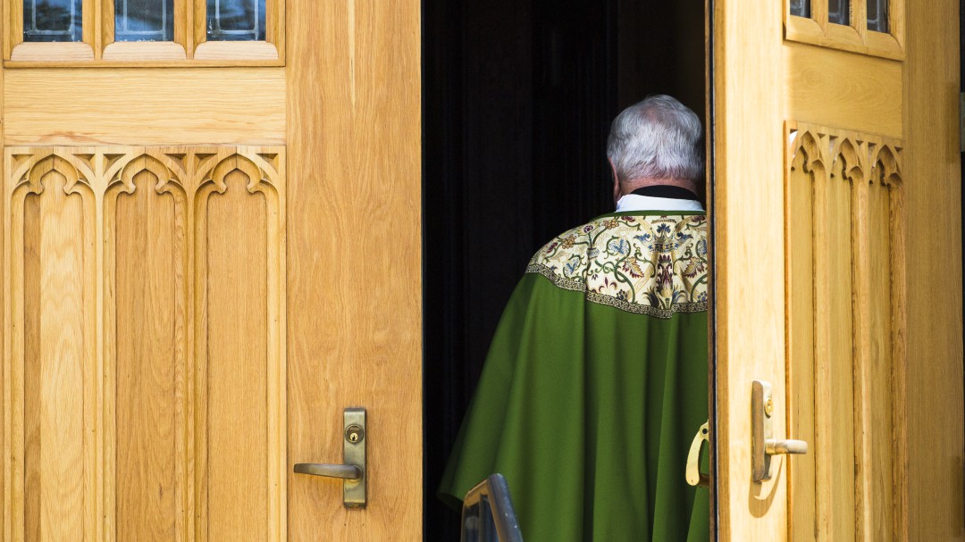Un párroco estadounidense sostiene que "la pedofilia no ha matado a nadie y el aborto sí"