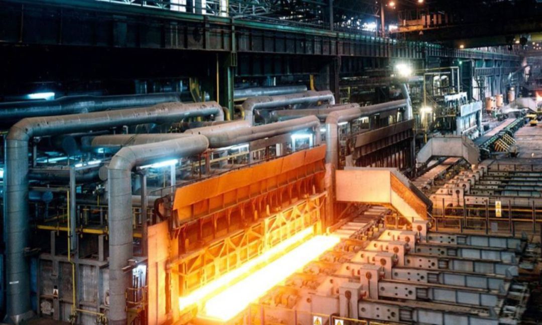 Arcelor es uno de los principales consumidores electrointensivos de Asturias, junto a AZSA o Aluibérica Arcelor es uno de los principales consumidores electrointensivos de Asturias, junto a AZSA o Aluibérica