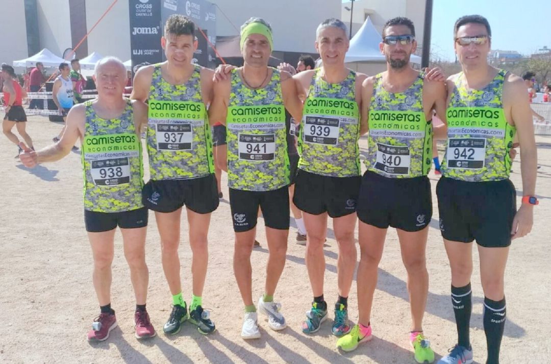 Los atletas del Camisetas Económicas Elda recuperan el cetro autonómico Los atletas del Camisetas Económicas Elda recuperan el cetro autonómico