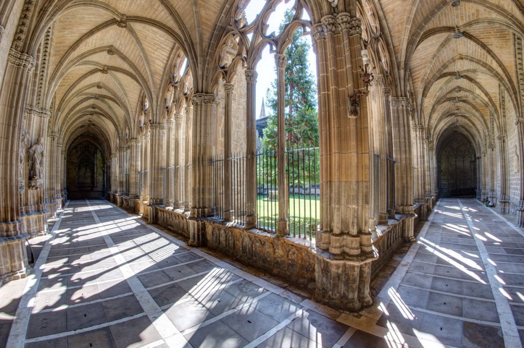 El claustro de la catedral de Pamplona El claustro de la catedral de Pamplona