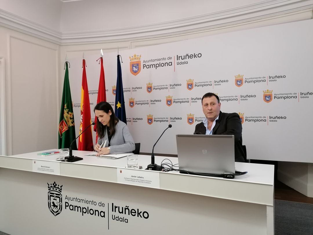María Echávarri y Javier Labairu, concejales del Ayuntamiento de Pamplona María Echávarri y Javier Labairu, concejales del Ayuntamiento de Pamplona