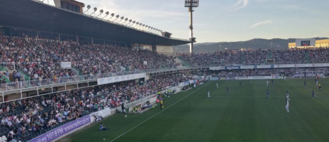La afición del C.D.Castellón, ha batido el récord histórico de socios, con 14 mil abonados La afición del C.D.Castellón, ha batido el récord histórico de socios, con 14 mil abonados