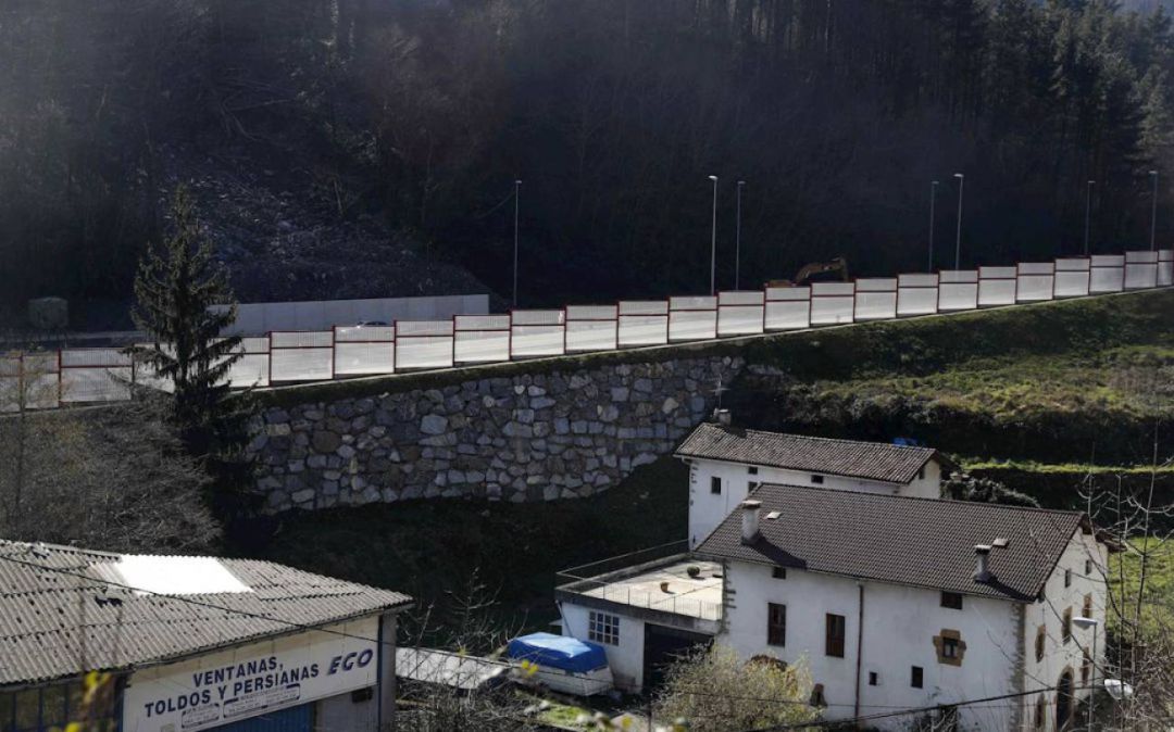 Zona en la que se produjo el vertido el pasado 6 de febrero Zona en la que se produjo el vertido el pasado 6 de febrero