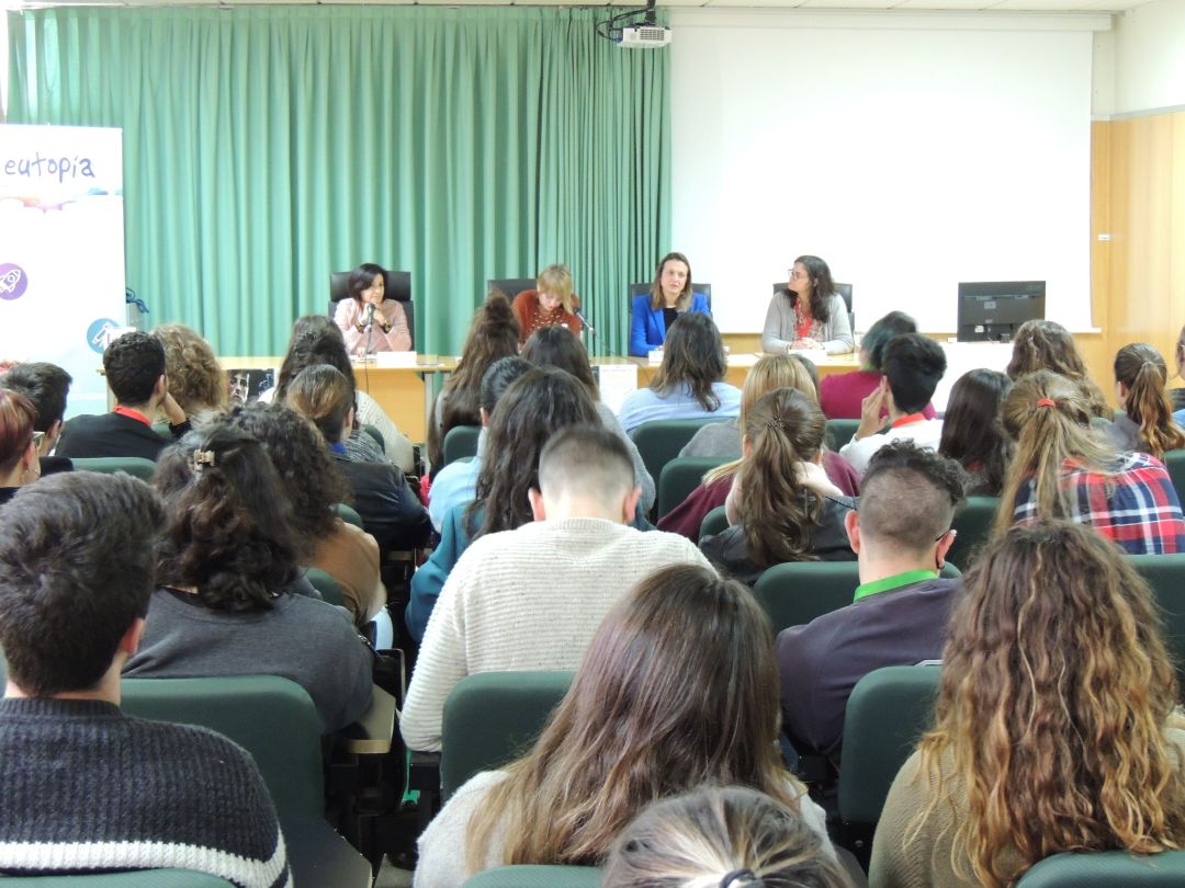 Inauguración curso especializado de formación en diversidad afectivo sexual de la UHU. Inauguración curso especializado de formación en diversidad afectivo sexual de la UHU.
