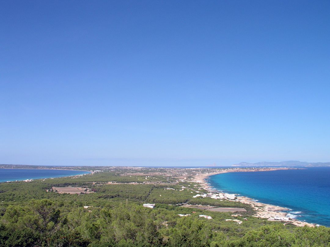 Panorámica de la isla de Formentera Panorámica de la isla de Formentera