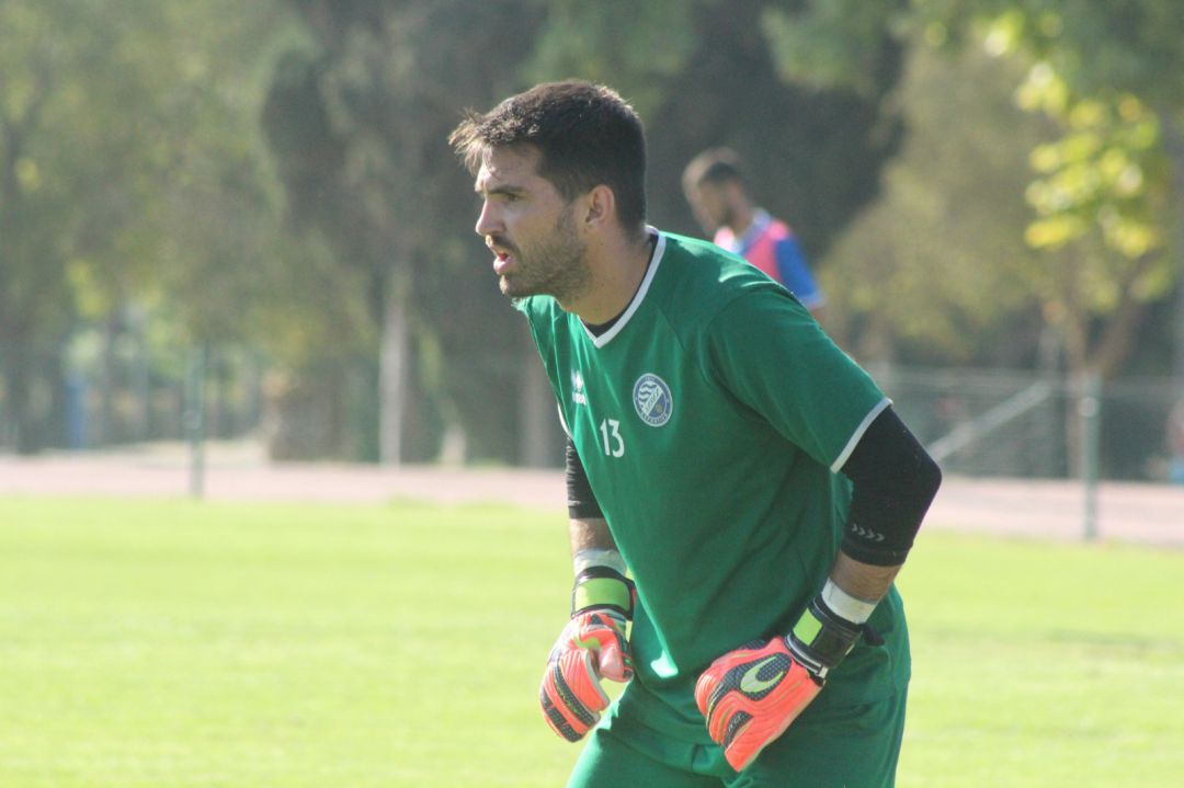 Héctor Pizana durante un entrenamiento en el campo Pepe Ravelo Héctor Pizana durante un entrenamiento en el campo Pepe Ravelo