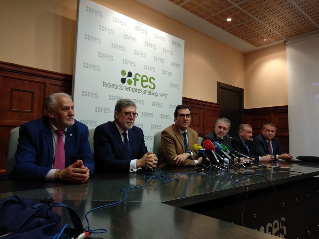 El presidente de la CEOE Antonio Garamendi antes de la junta directiva de la FES El presidente de la CEOE Antonio Garamendi antes de la junta directiva de la FES