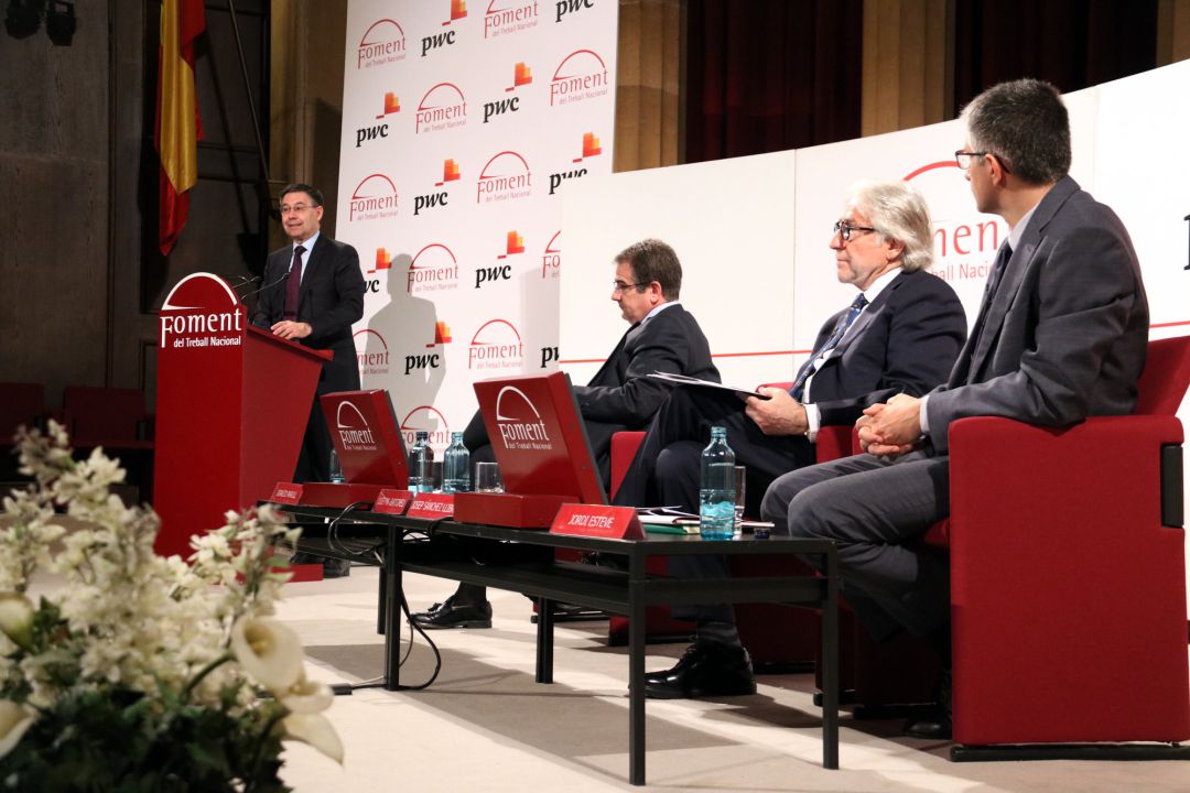 Josep Maria Bartomeu, durant la presentació de l'informe del FC Barcelona i PwC, 'L’impacte econòmic del FC Barcelona'. Josep Maria Bartomeu, durant la presentació de l'informe del FC Barcelona i PwC, 'L’impacte econòmic del FC Barcelona'.