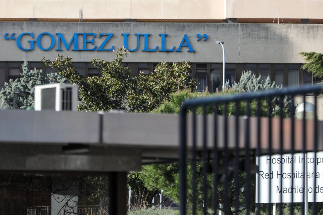 Entrada al Hospital Gómez Ulla donde se encuentran en cuarentena los españoles repatriados de Wuhan. Entrada al Hospital Gómez Ulla donde se encuentran en cuarentena los españoles repatriados de Wuhan.