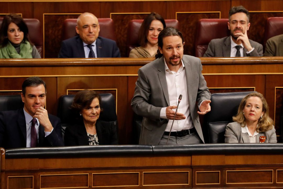 El vicepresidente segundo, Pablo Iglesias (2d), interviene durante la sesión de control celebrada, este miércoles, en el Congreso de los Diputados en Madrid. El vicepresidente segundo, Pablo Iglesias (2d), interviene durante la sesión de control celebrada, este miércoles, en el Congreso de los Diputados en Madrid.