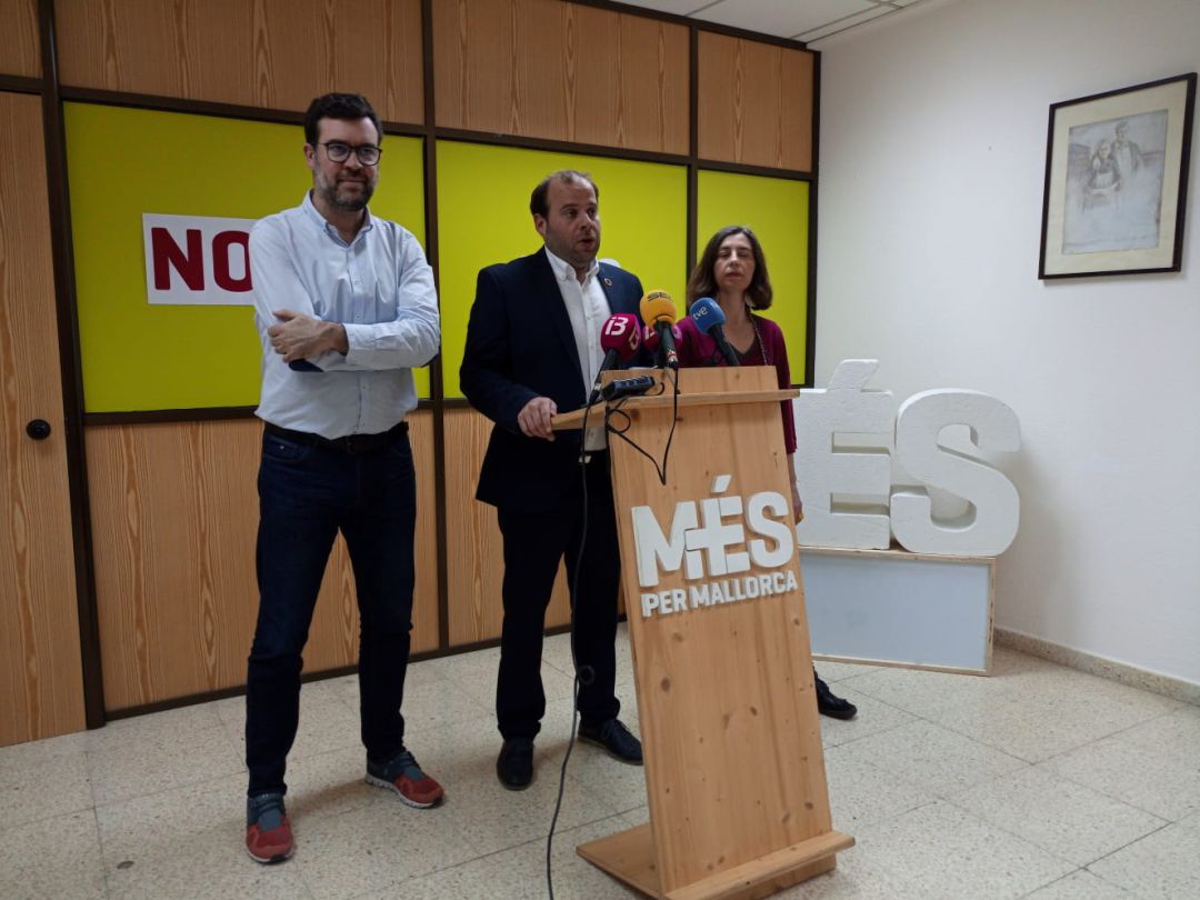 Més per Mallorca comparece horas después de la reunión entre Govern y Aena. Més per Mallorca comparece horas después de la reunión entre Govern y Aena.