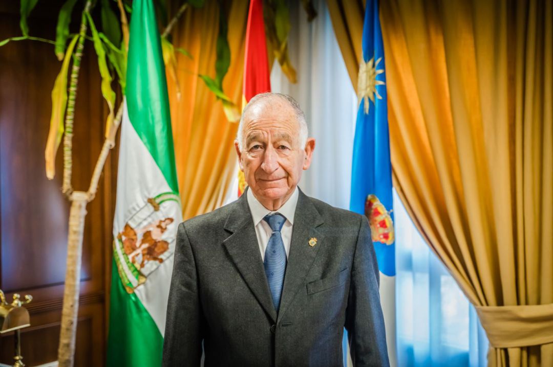 Gabriel Amat, alcalde de Roquetas de Mar. Gabriel Amat, alcalde de Roquetas de Mar.