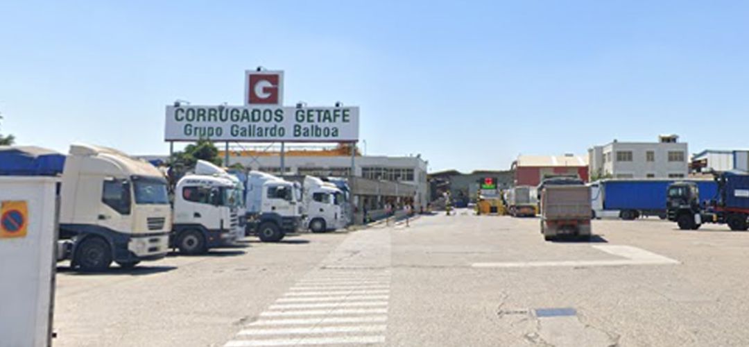 CCOO en Corrugados Getafe defiende que la empresa cumple escrupulosamente la ley en lo que a emisiones y contaminación se refiere. CCOO en Corrugados Getafe defiende que la empresa cumple escrupulosamente la ley en lo que a emisiones y contaminación se refiere.