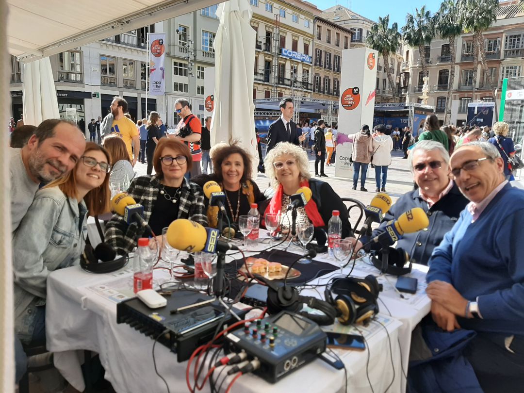 Especial Hoy por Hoy desde la plaza de la Constitución Especial Hoy por Hoy desde la plaza de la Constitución