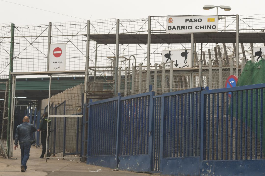 La valla fronteriza de Melilla. La valla fronteriza de Melilla.