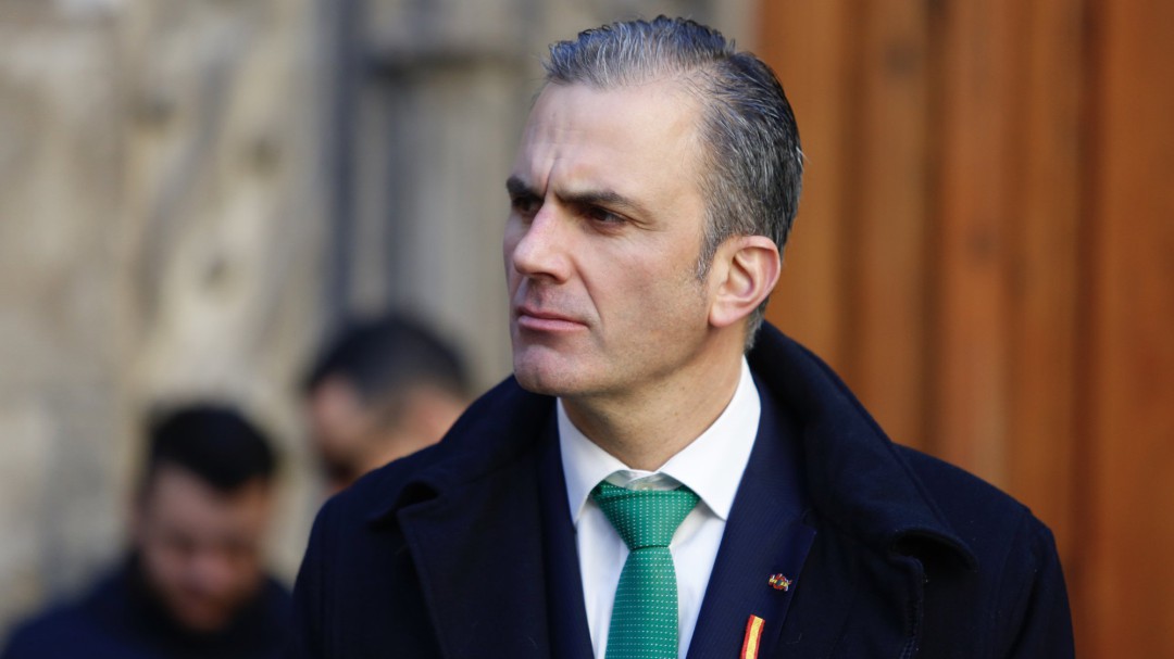 Vox exige el currículum de los candidatos a dirigir el partido