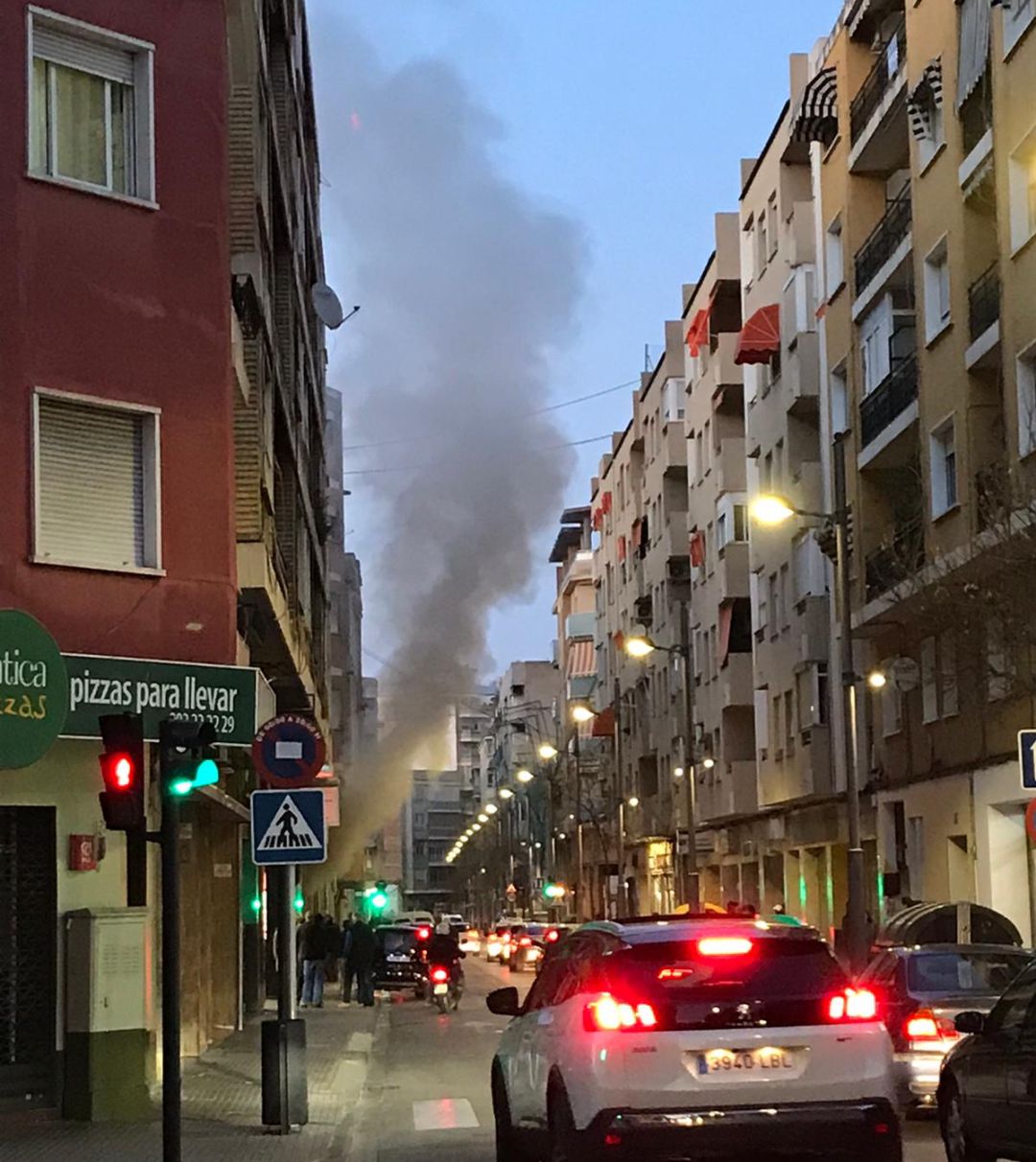 Incendio en un local de la calle San Rafael de Gandia Incendio en un local de la calle San Rafael de Gandia