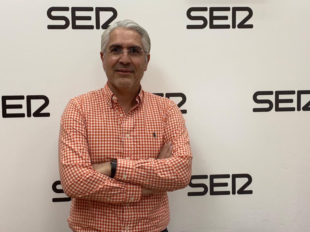 Mauricio García de la Vega en los estudios de Radio Murcia Cadena SER Mauricio García de la Vega en los estudios de Radio Murcia Cadena SER