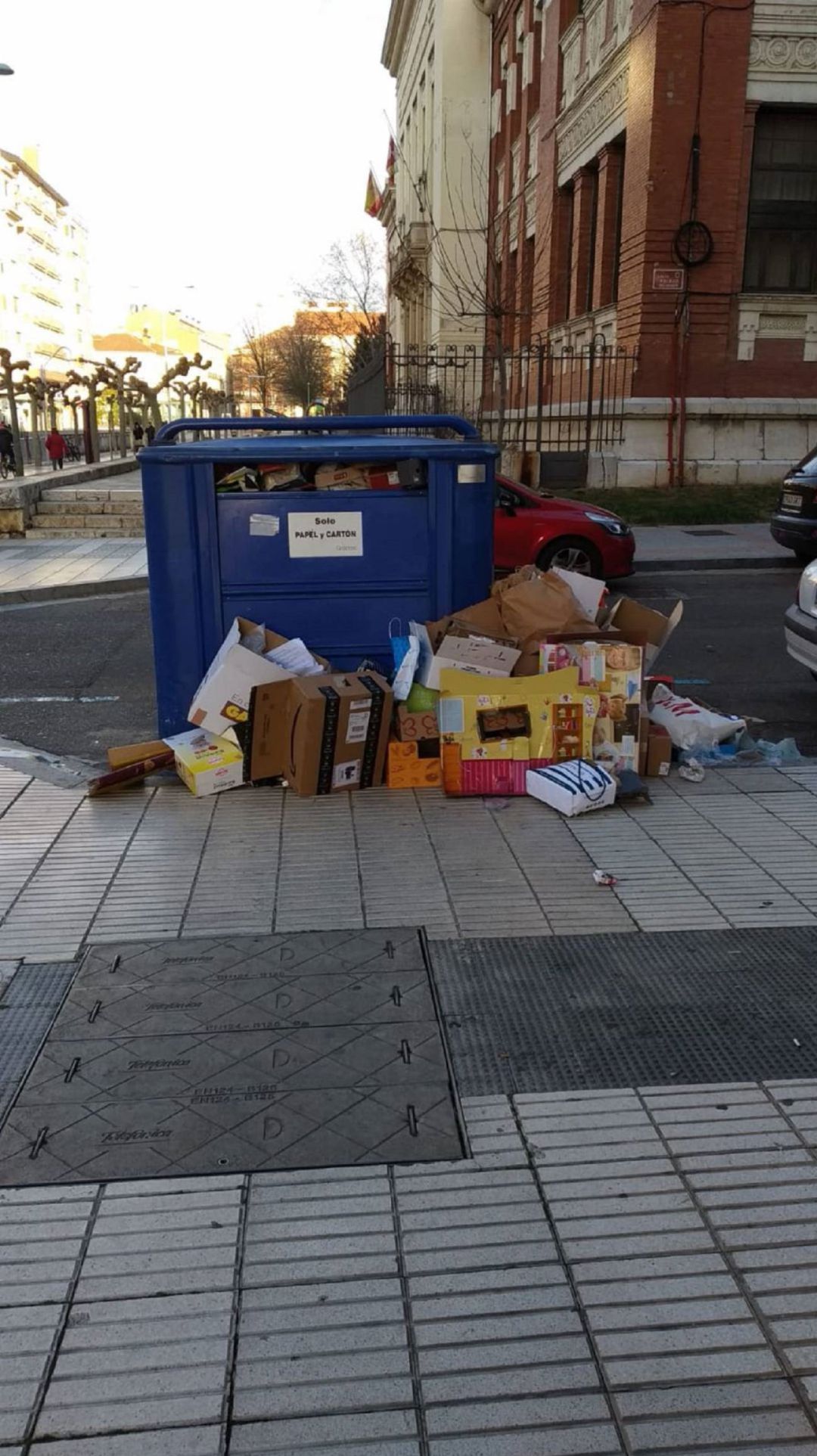La deficiente recogida del papel y cartón en Palencia generó críticas a principios de año La deficiente recogida del papel y cartón en Palencia generó críticas a principios de año