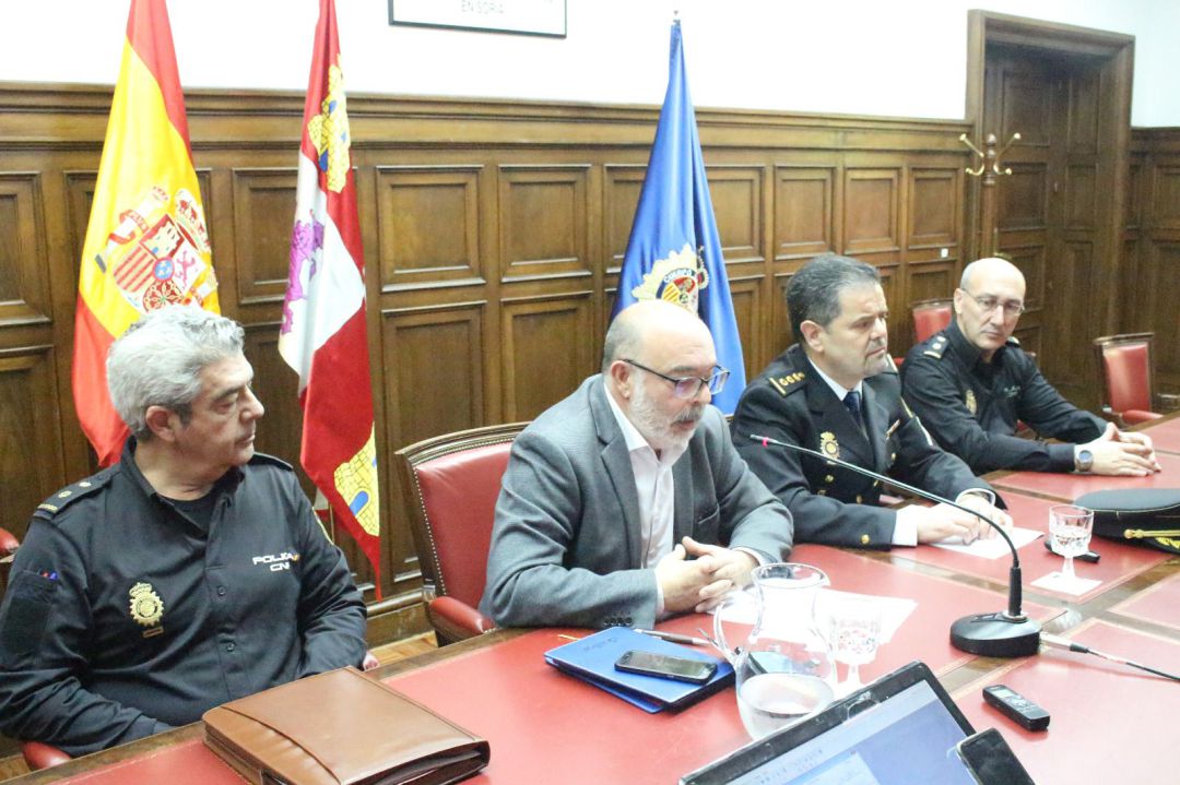 Miguel Latorre y Honorio Pérez Miguel Latorre y Honorio Pérez