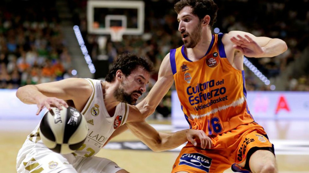El Real Madrid somete al Valencia Basket y ya espera rival para la final