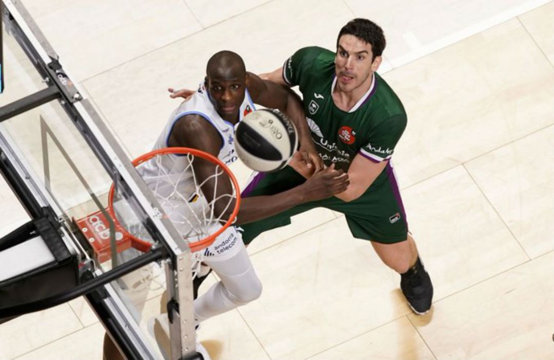 Unicaja se mete en la final Unicaja se mete en la final