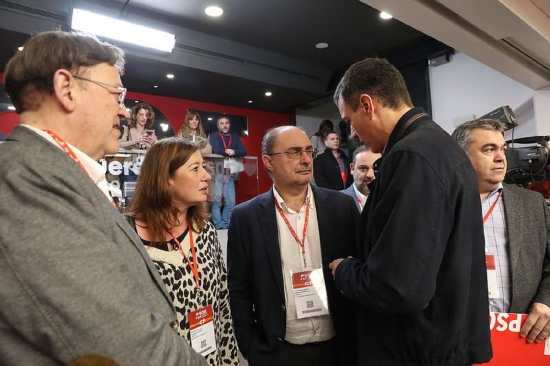 Pedro Sánchez y Javier Lambán, en el Comité del PSOE Pedro Sánchez y Javier Lambán, en el Comité del PSOE