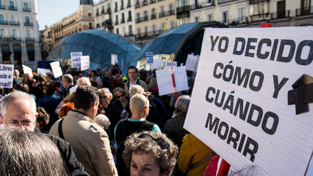 Cuidados paliativos para normalizar la muerte