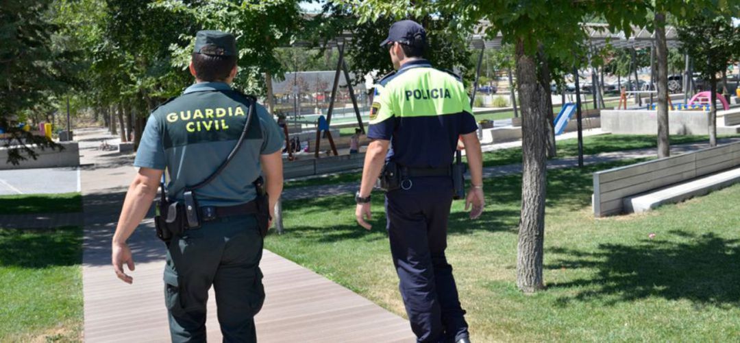 El sindicato Unión Federal de Policía denuncia que se inste a agentes a hablar valenciano en Valencia El sindicato Unión Federal de Policía denuncia que se inste a agentes a hablar valenciano en Valencia