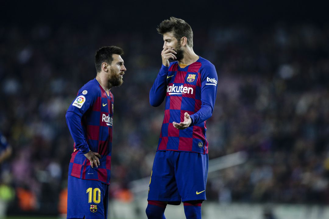 Messi y Piqué en el Camp Nou Messi y Piqué en el Camp Nou