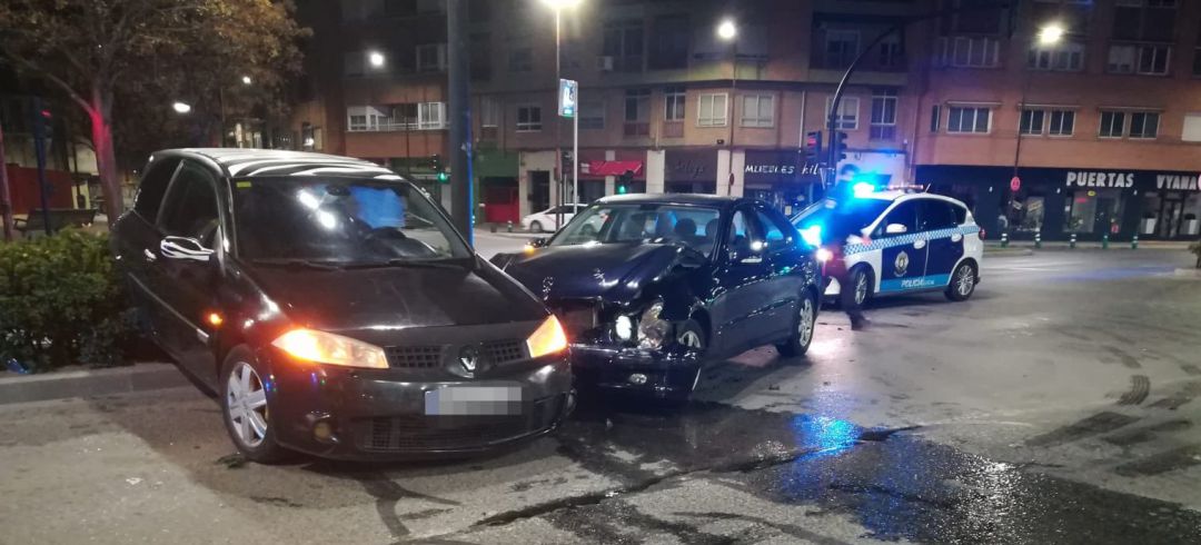Imagen del accidente entre los dos conductores que dieron positivo por alcoholemia Imagen del accidente entre los dos conductores que dieron positivo por alcoholemia