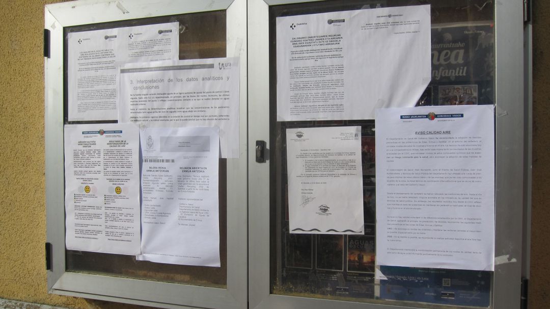 Una comisión técnica multidisciplinar explicará este lunes la última hora sobre la crisis generada con el vertedero de Zaldibar en una reunión abierta a la ciudadanía que se desarrollará en el Antzoki de Ermua, a partir de las 19.00 horas. Una comisión técnica multidisciplinar explicará este lunes la última hora sobre la crisis generada con el vertedero de Zaldibar en una reunión abierta a la ciudadanía que se desarrollará en el Antzoki de Ermua, a partir de las 19.00 horas.