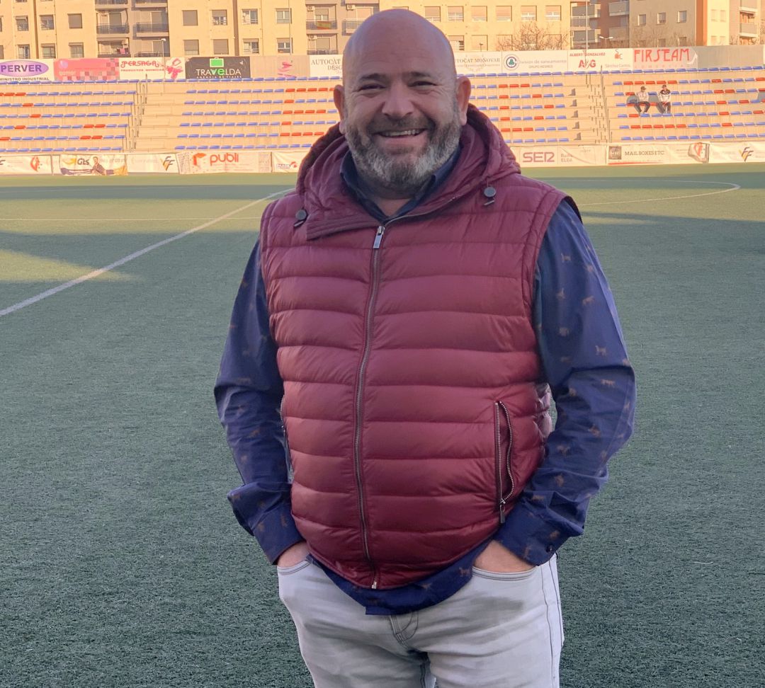 David Aguilar y su equipo de trabajo vuelven a sonreir tras meses de penurias David Aguilar y su equipo de trabajo vuelven a sonreir tras meses de penurias