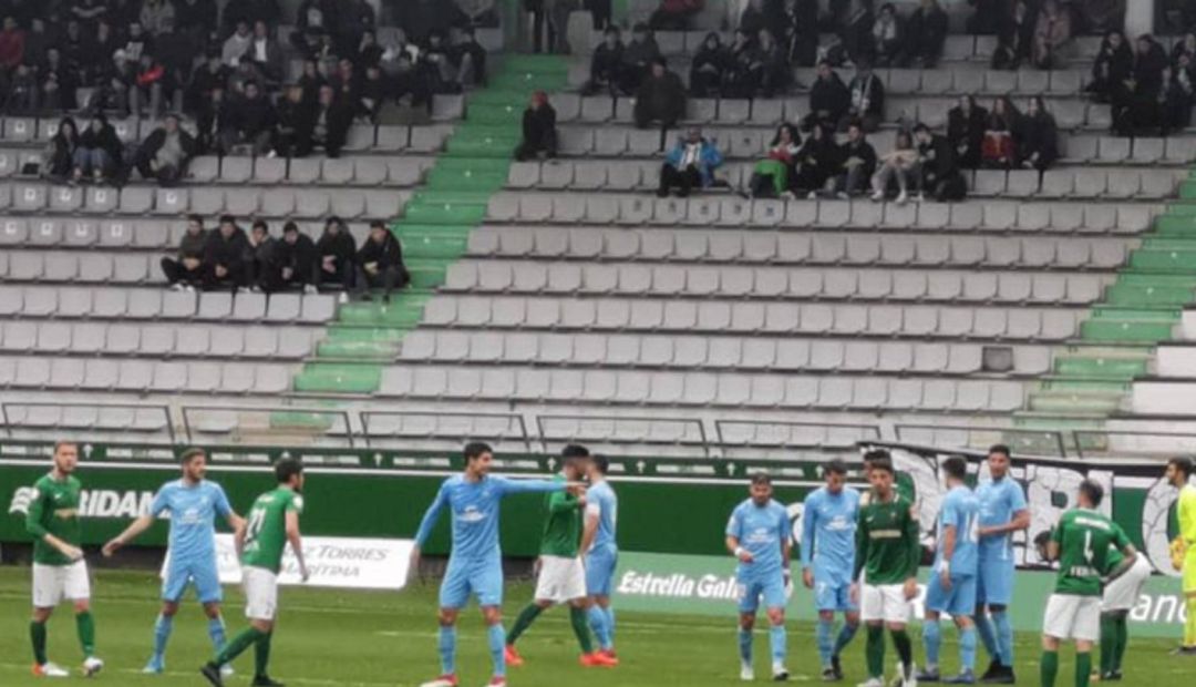 Imagen del partido jugado ayer en Ferrol Imagen del partido jugado ayer en Ferrol