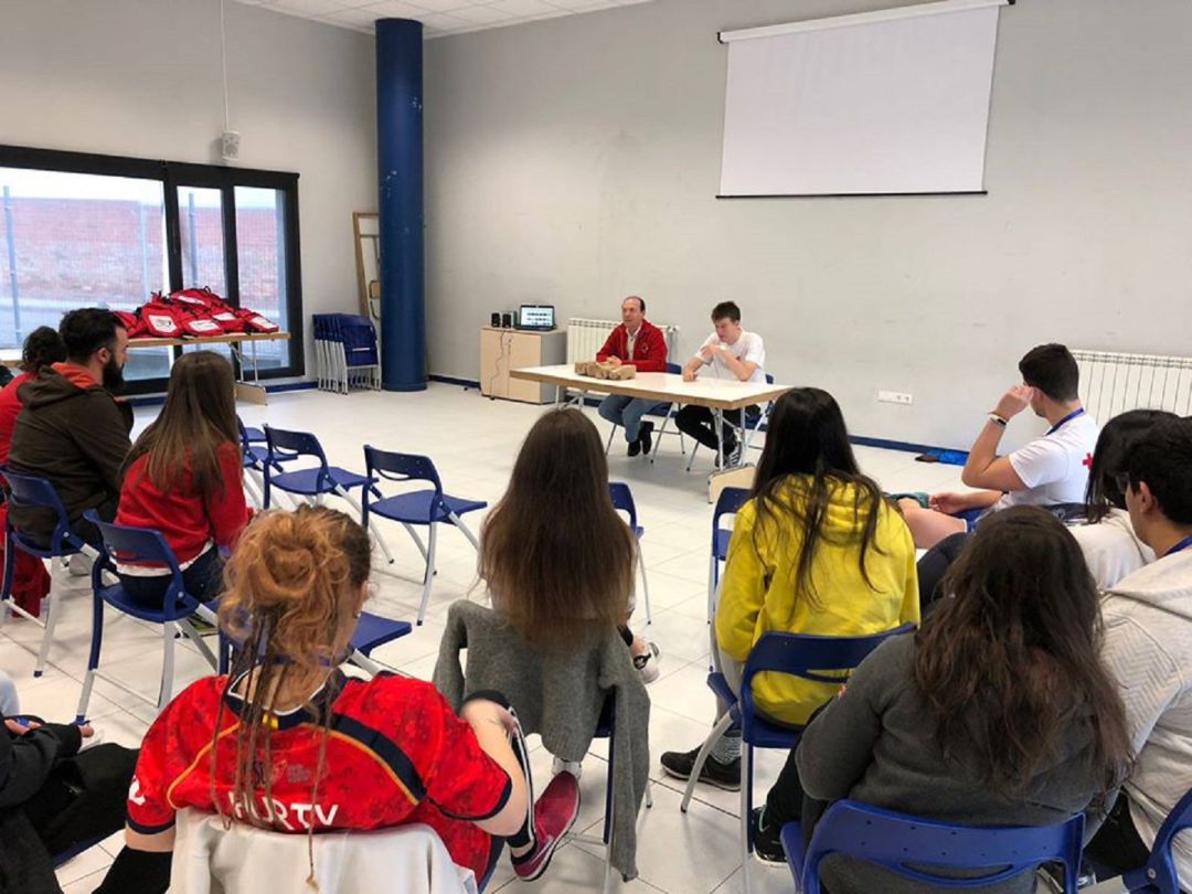 Una de las actividades que los jóvenes desarrollan en el Albergue Municipal de Medina del Campo Una de las actividades que los jóvenes desarrollan en el Albergue Municipal de Medina del Campo