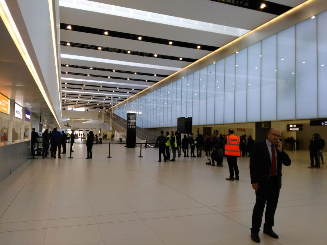 Aeropuerto Internacional de la Región de Murcia Aeropuerto Internacional de la Región de Murcia