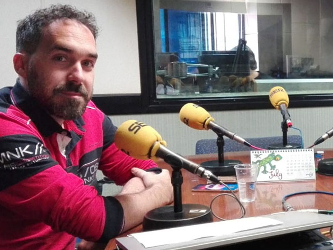 El portavoz de la Coodinadora Rural, Chema Mezquita, en los estudios de Radio Zamora El portavoz de la Coodinadora Rural, Chema Mezquita, en los estudios de Radio Zamora