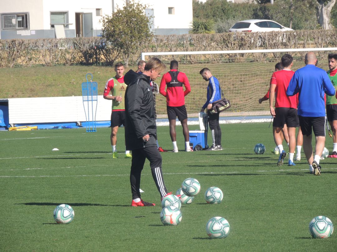 Guti en el campo Anexo. Guti en el campo Anexo.