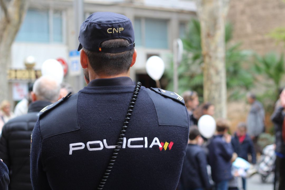 Agente de la Policía Nacional (Imagen de recurso) Agente de la Policía Nacional (Imagen de recurso)
