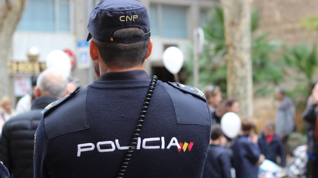 Detenido por amenazar a una embajada en Madrid y a su consulado en Alicante